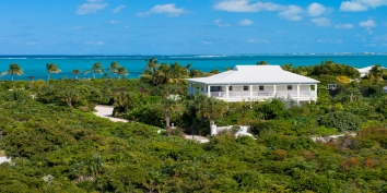 Turks and Caicos Villa Rentals - Reef Pearl, Grace Bay Beach, Providenciales (Provo), Turks and Caicos Islands.